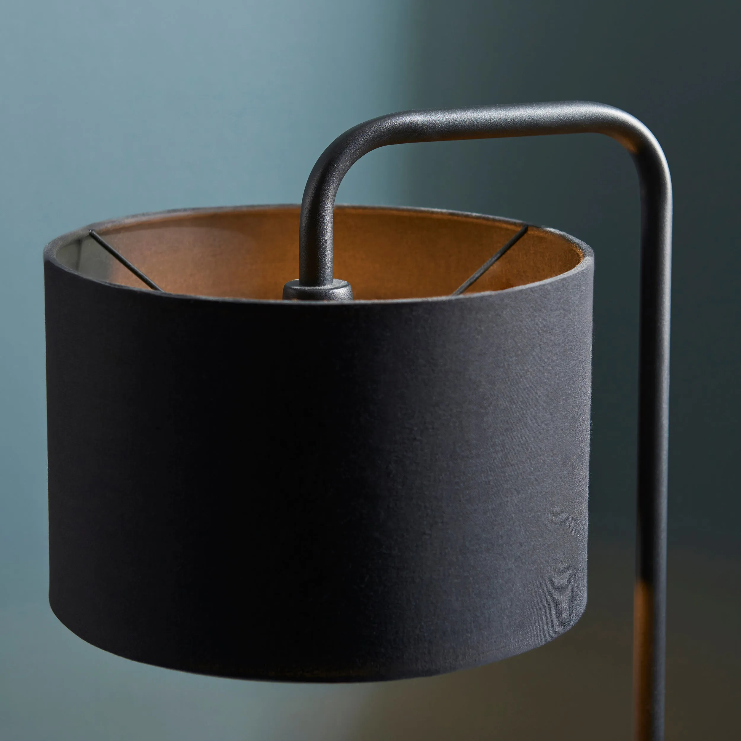 Amos Hybrid Table Lamp Satin Black