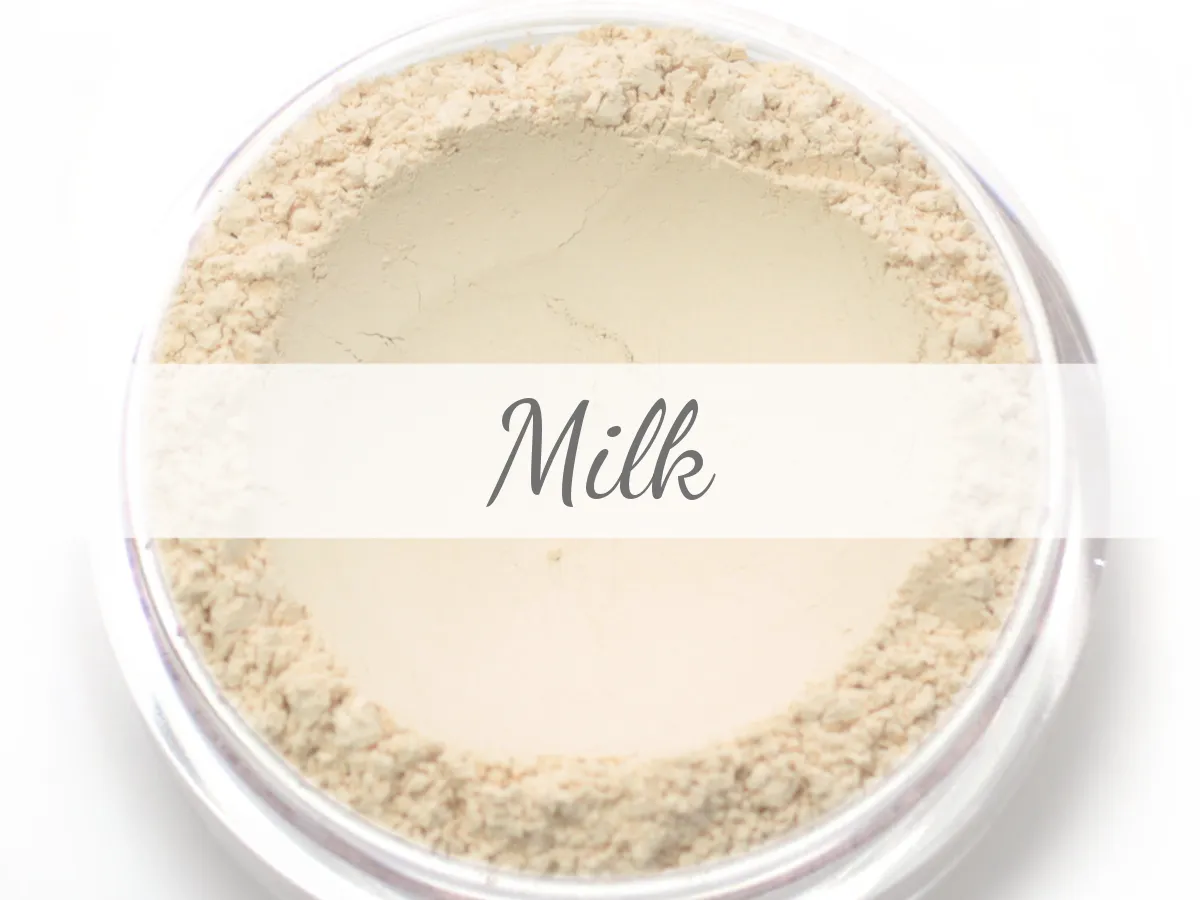 "Milk" - Delicate Mineral Powder Foundation