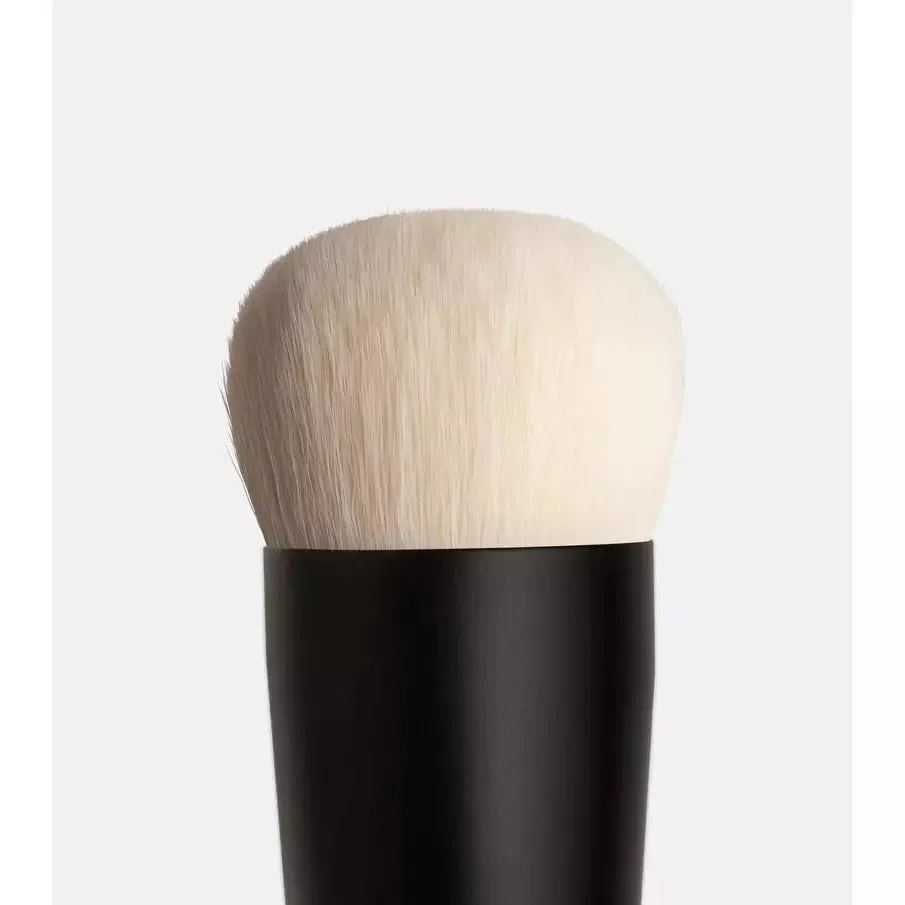 Westman Atelier Liquid Blender Brush